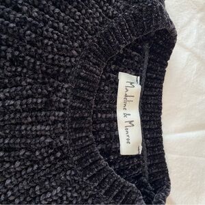 Madeleine & Monroe Black Chenille Cozy Crew Neck Sweater